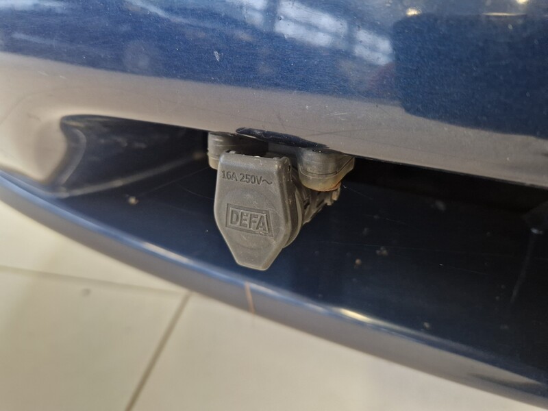 Nissan Maxima vaihtoauto