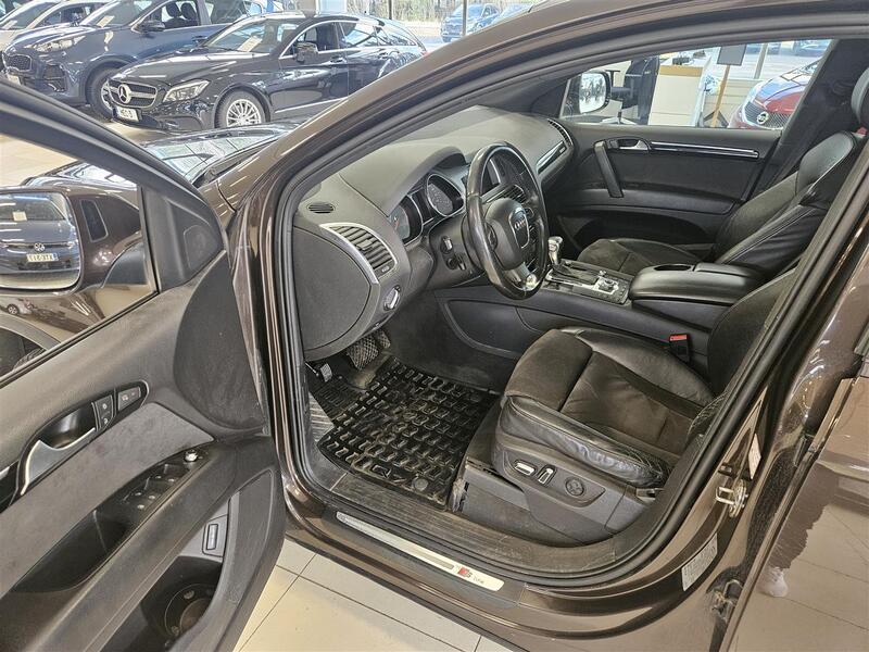 Audi Q7 vaihtoauto