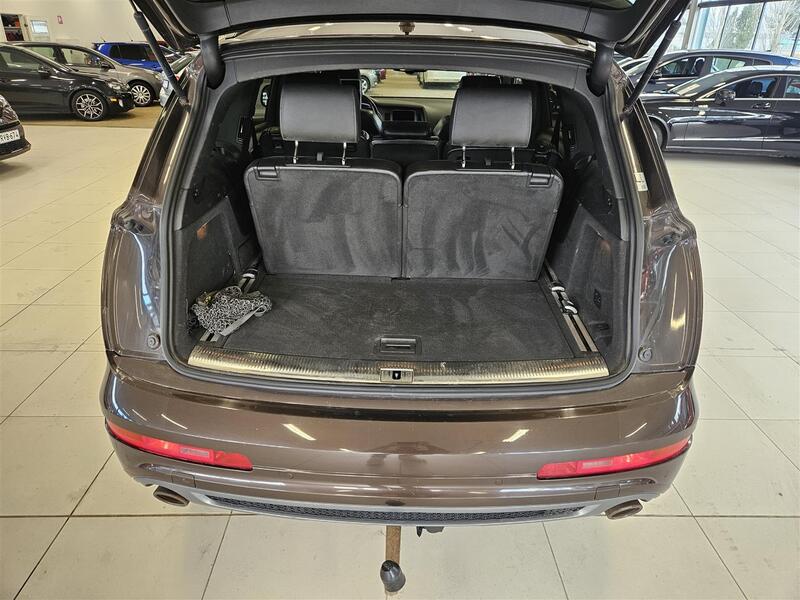 Audi Q7 vaihtoauto