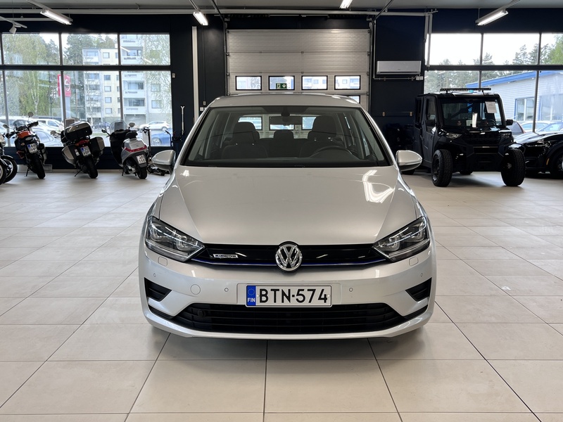 Volkswagen Golf Sportsvan vaihtoauto