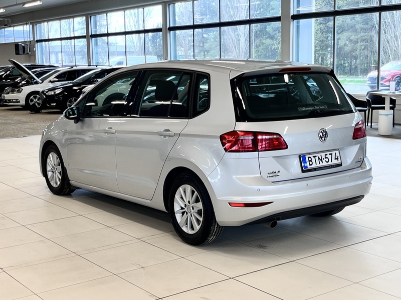 Volkswagen Golf Sportsvan vaihtoauto