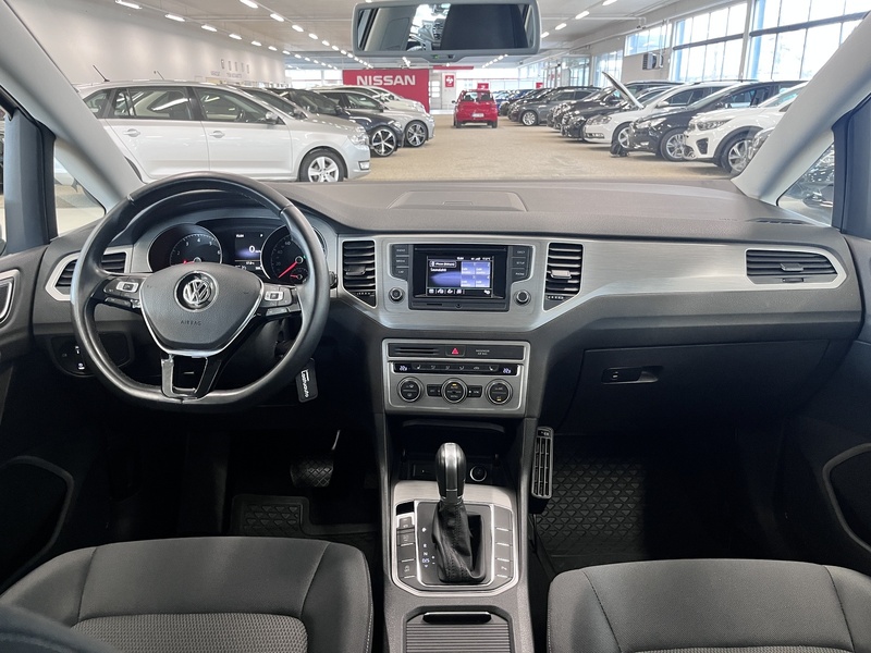 Volkswagen Golf Sportsvan vaihtoauto