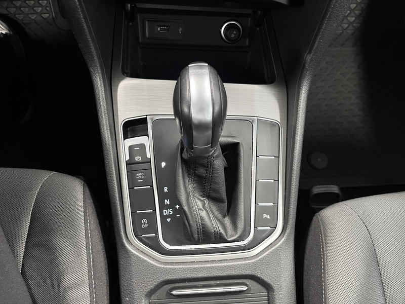 Volkswagen Golf Sportsvan vaihtoauto