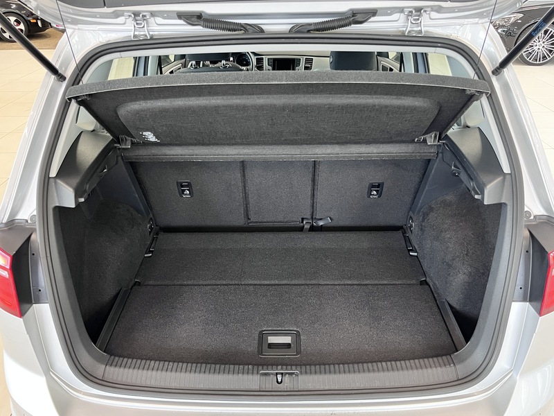 Volkswagen Golf Sportsvan vaihtoauto
