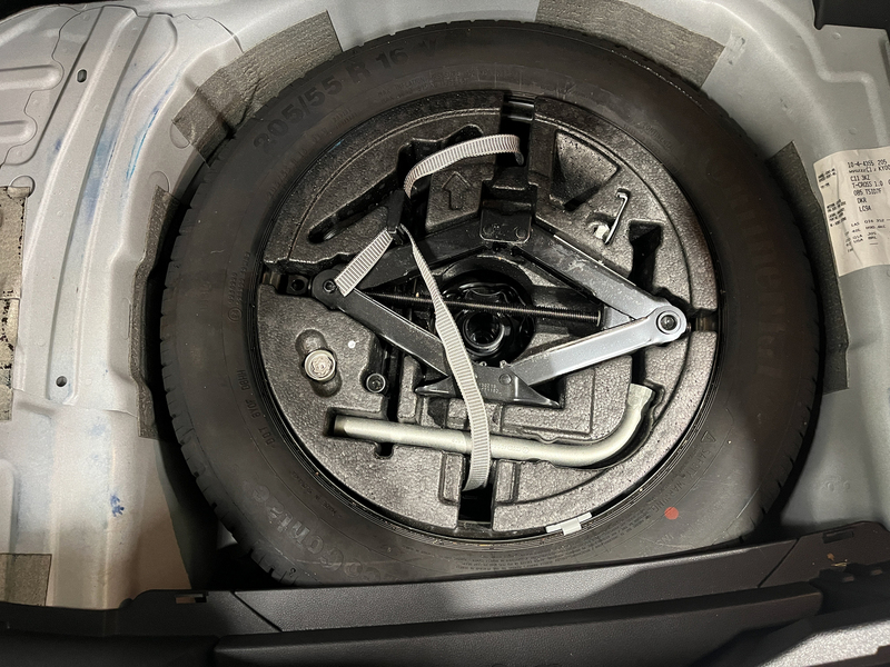 Volkswagen T-Cross vaihtoauto