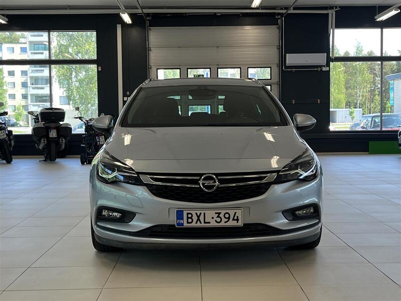 Opel Astra vaihtoauto