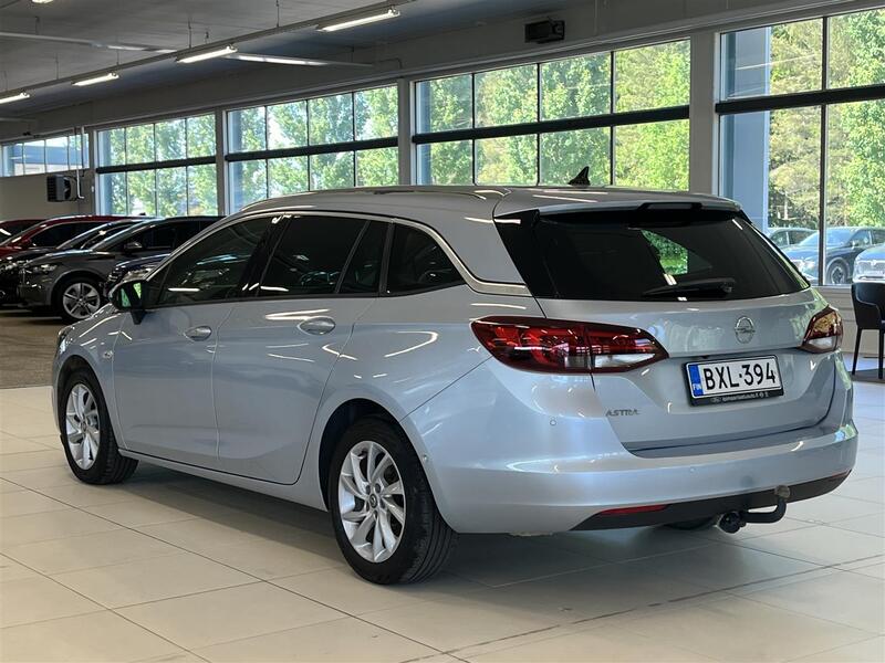 Opel Astra vaihtoauto