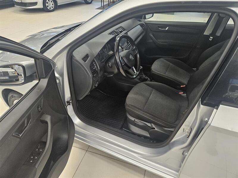 Skoda Fabia vaihtoauto