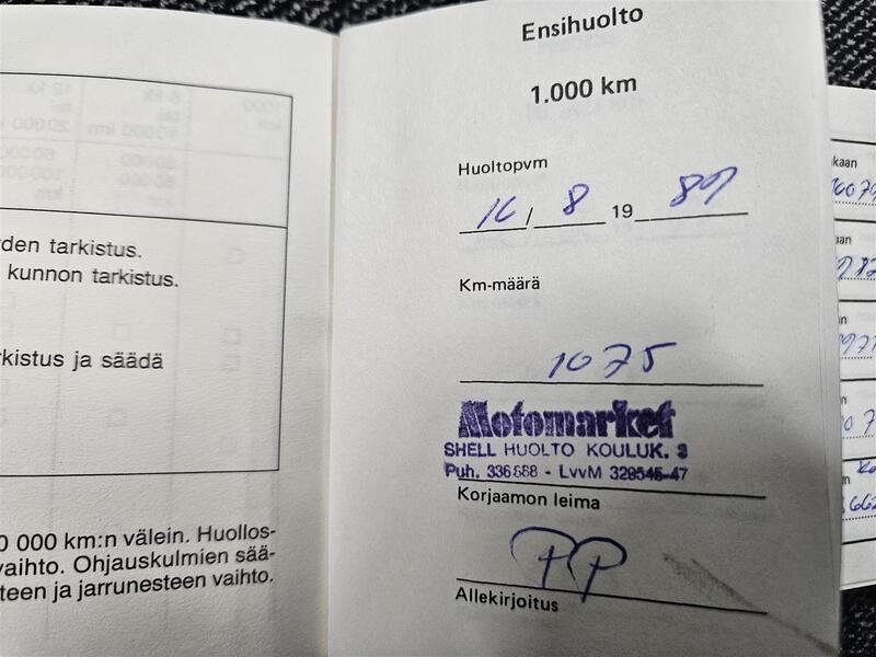 Mazda 323 vaihtoauto