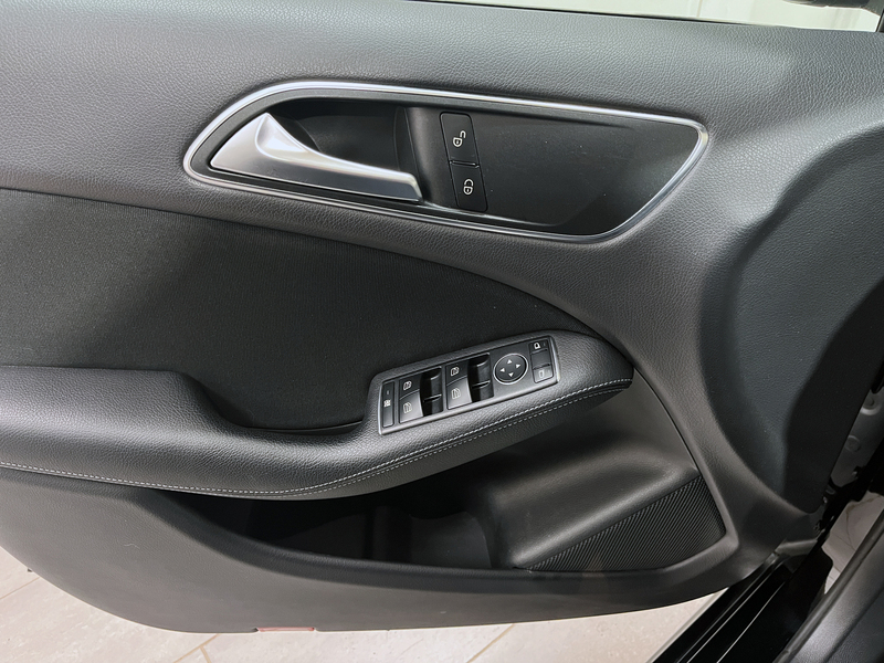 Mercedes-Benz B vaihtoauto