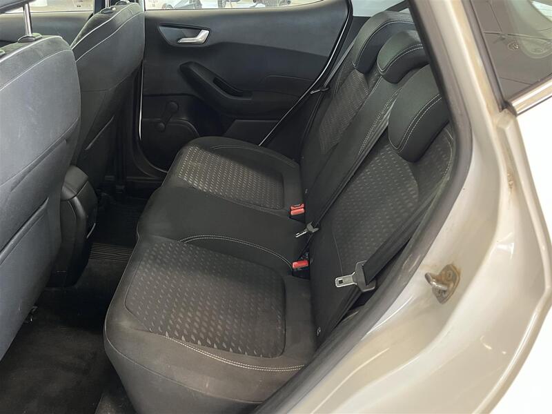 Ford Fiesta vaihtoauto