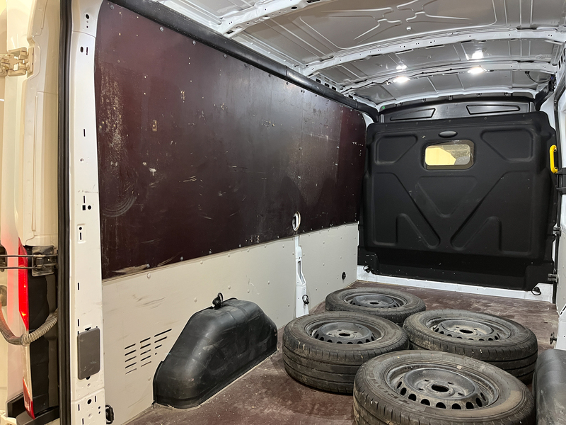 Ford Transit vaihtoauto