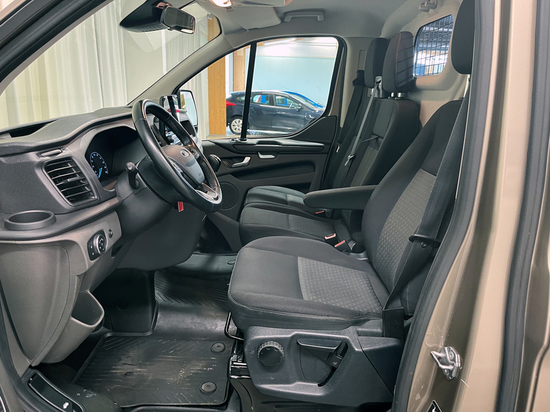 Ford Transit Custom vaihtoauto