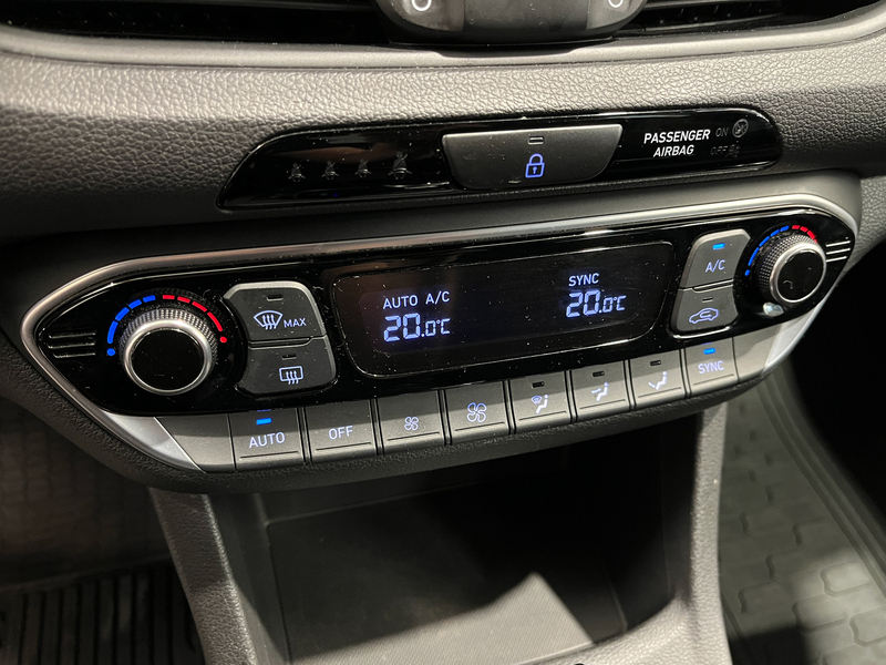 Hyundai i30 Fastback vaihtoauto