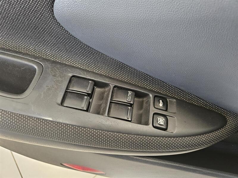 Nissan Primera vaihtoauto