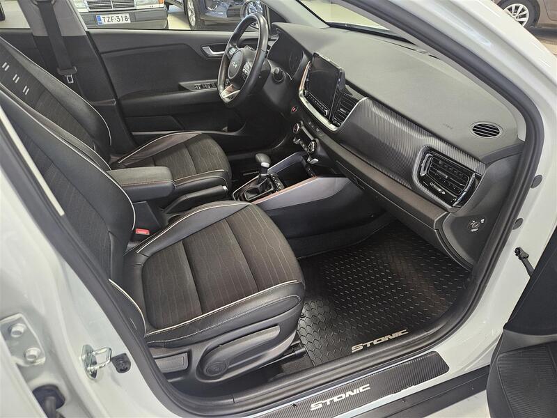 Kia Stonic vaihtoauto