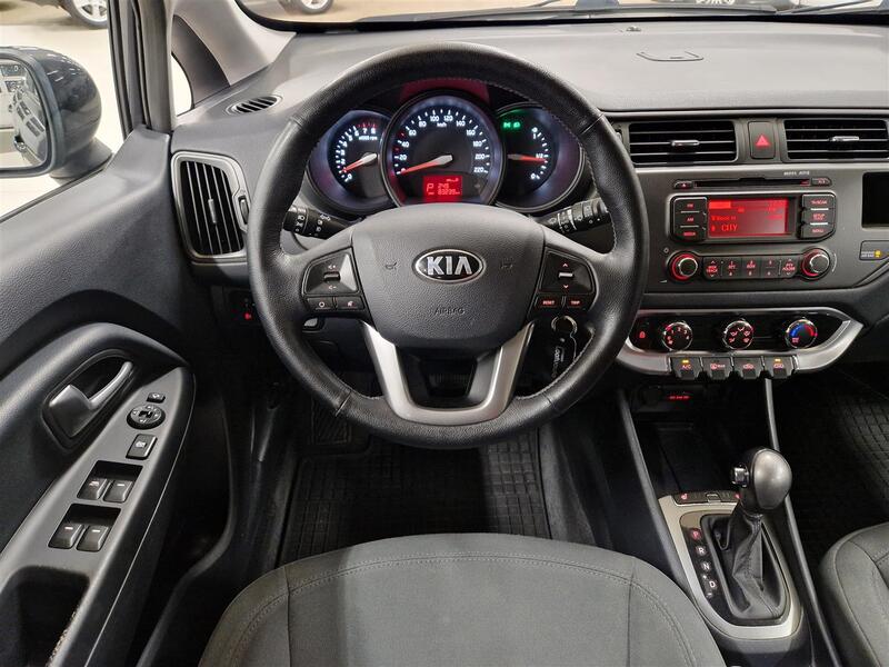 Kia Rio vaihtoauto