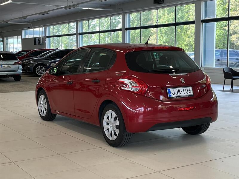 Peugeot 208 vaihtoauto