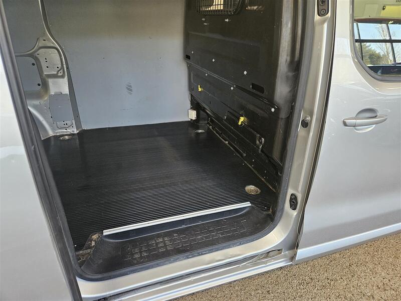 Toyota Proace vaihtoauto