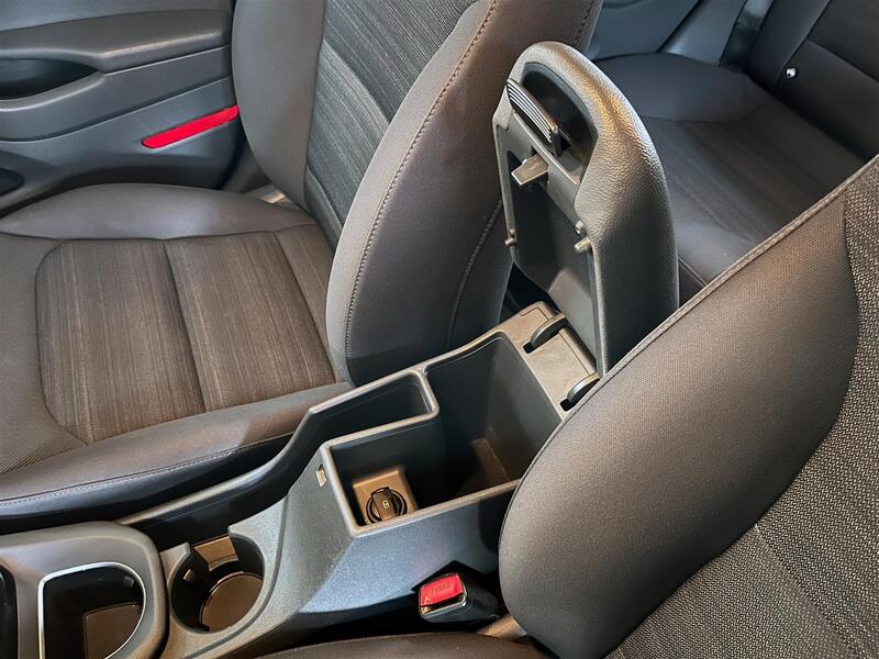 Hyundai IONIQ hybrid vaihtoauto