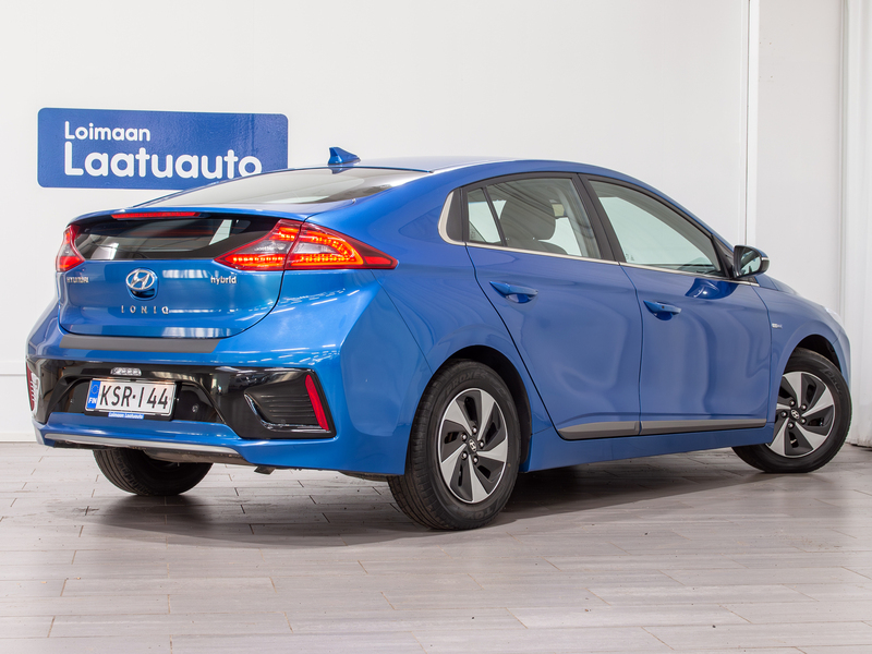 Hyundai IONIQ hybrid vaihtoauto