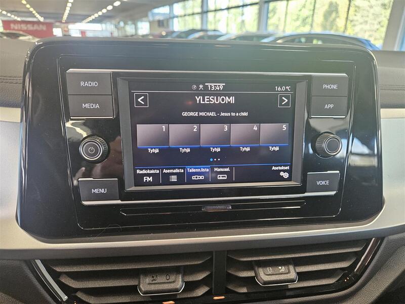 Volkswagen T-Roc vaihtoauto