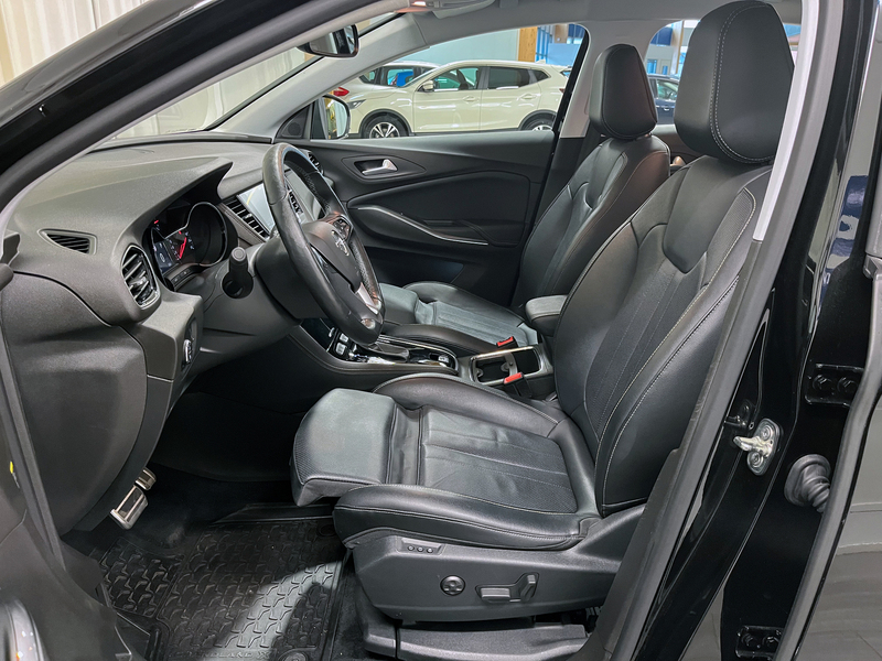 Opel Grandland X vaihtoauto