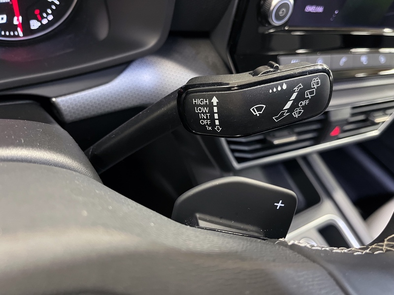 SEAT Leon vaihtoauto