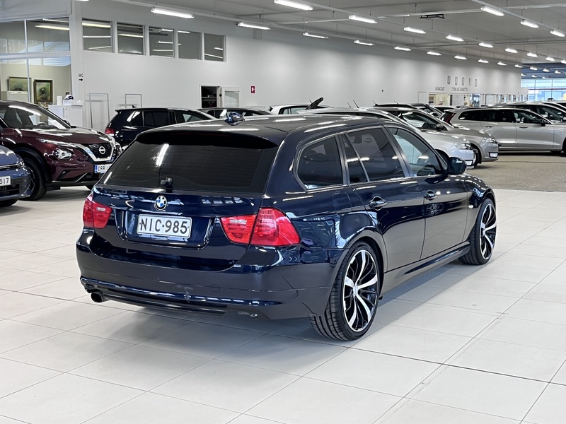 BMW 318 vaihtoauto