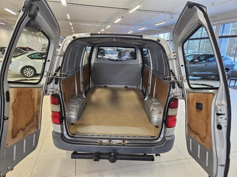 Toyota Hiace vaihtoauto