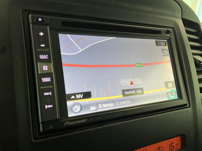 Nissan Navara vaihtoauto