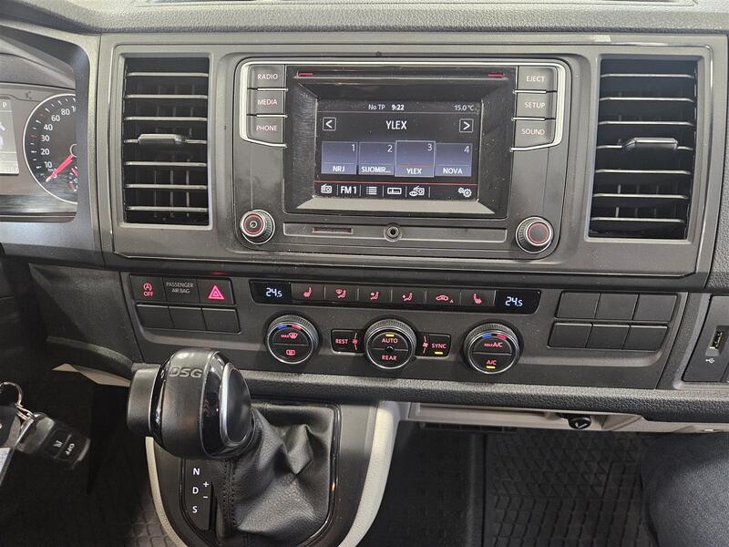 Volkswagen Caravelle vaihtoauto