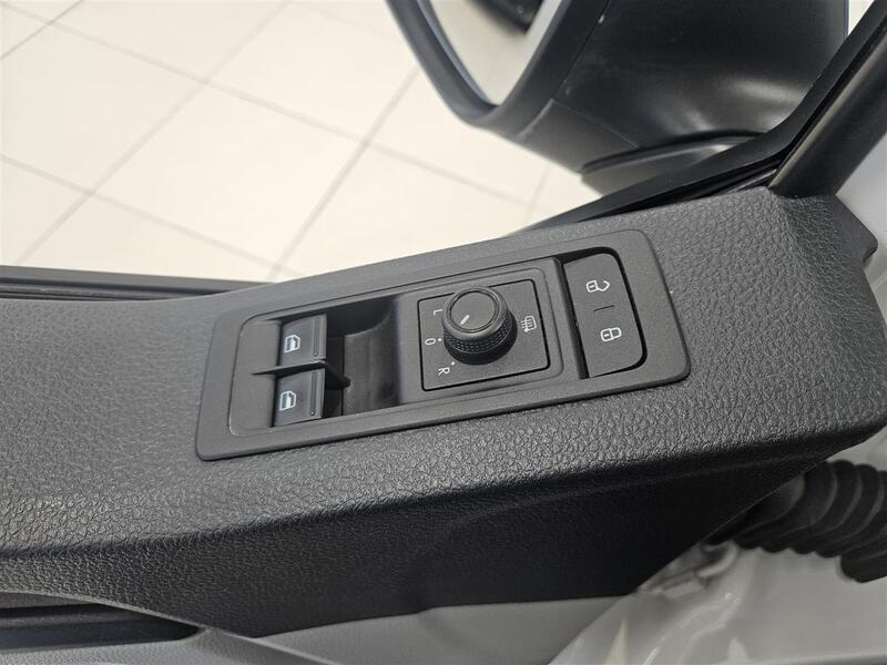 Volkswagen Caravelle vaihtoauto