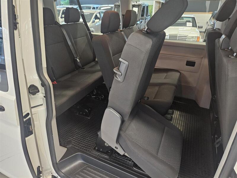 Volkswagen Caravelle vaihtoauto