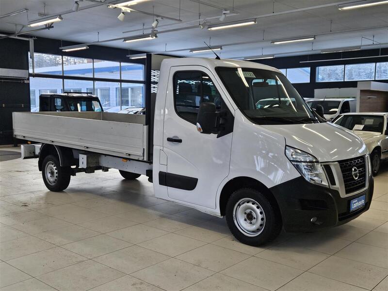 Nissan NV400 vaihtoauto