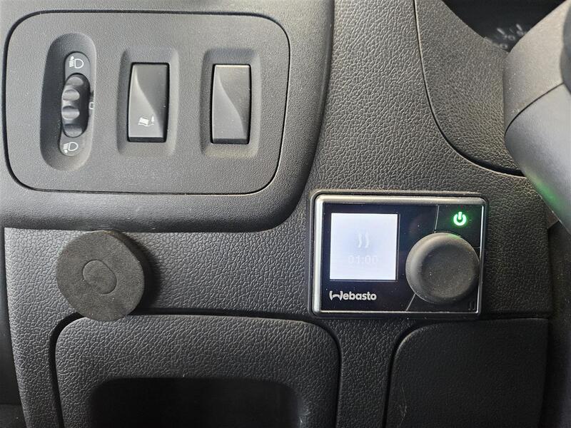 Nissan NV400 vaihtoauto