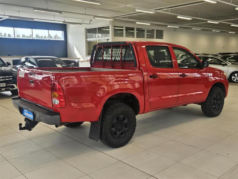 Toyota Hilux vaihtoauto