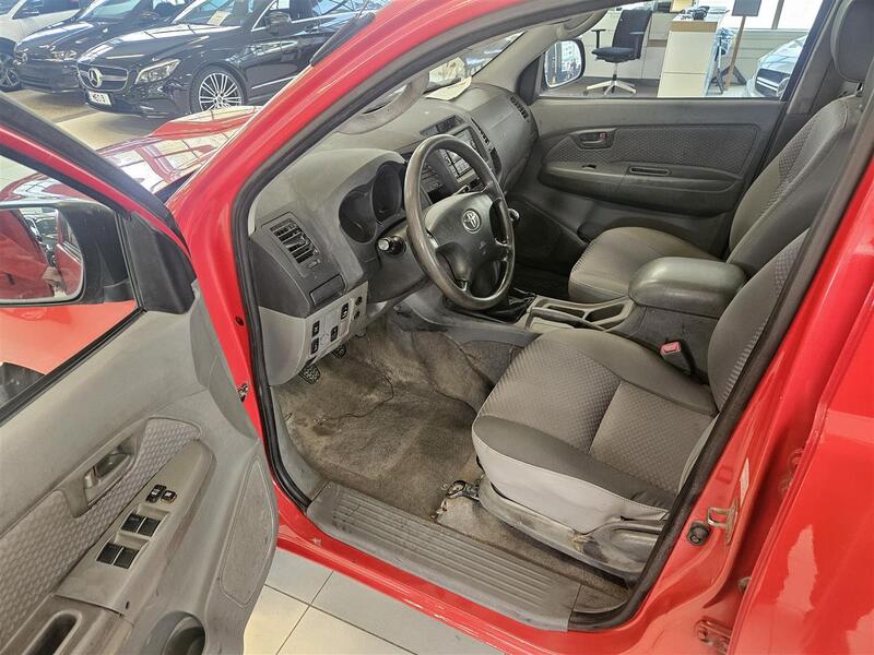 Toyota Hilux vaihtoauto