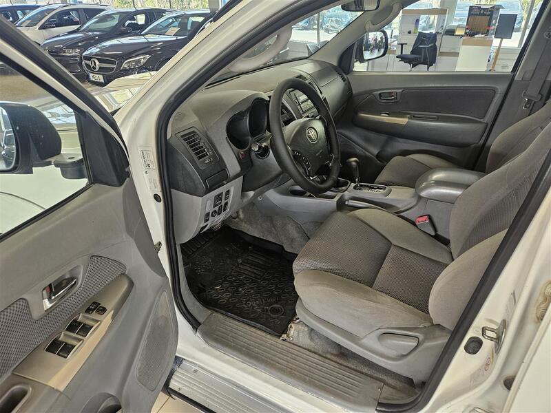 Toyota Hilux vaihtoauto