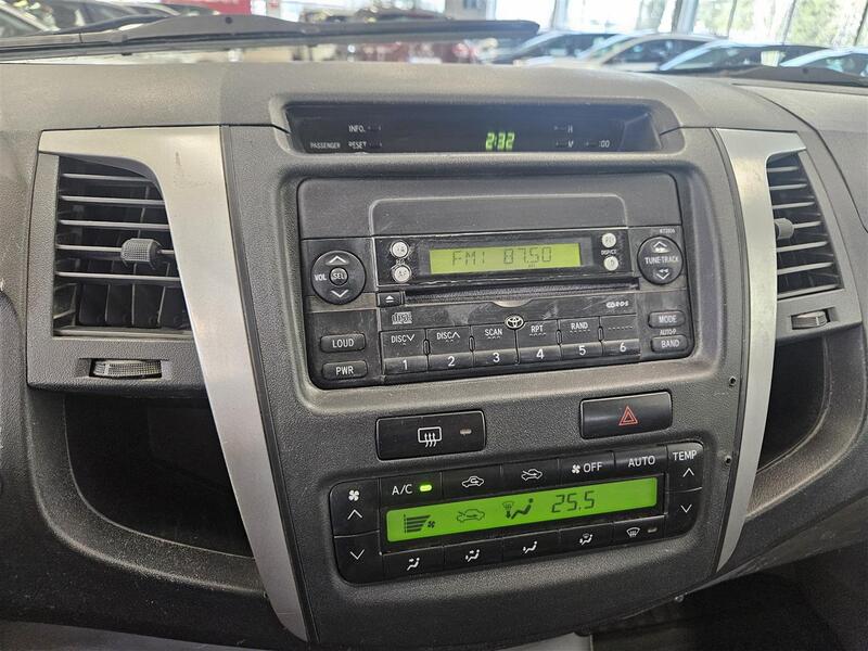 Toyota Hilux vaihtoauto