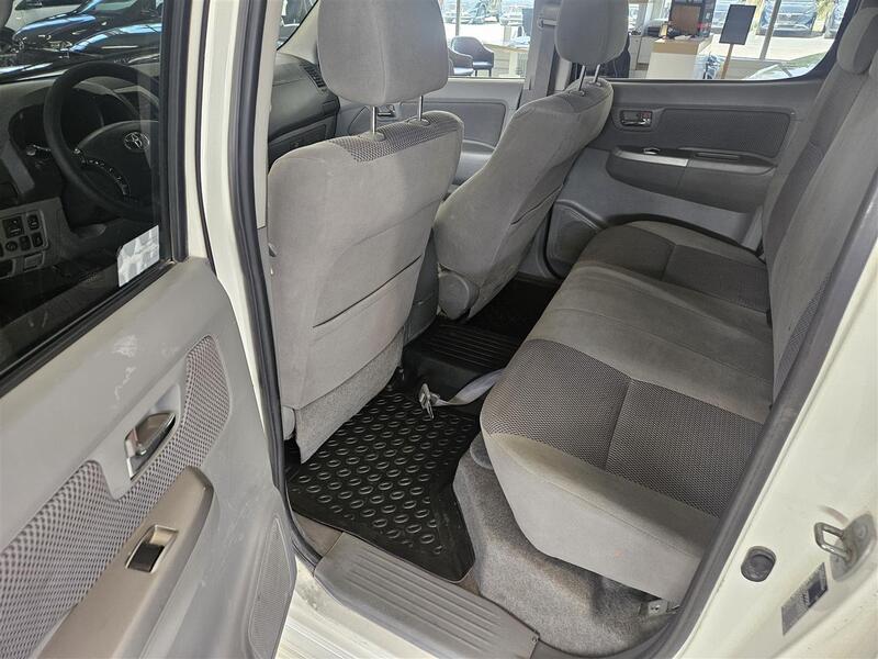 Toyota Hilux vaihtoauto