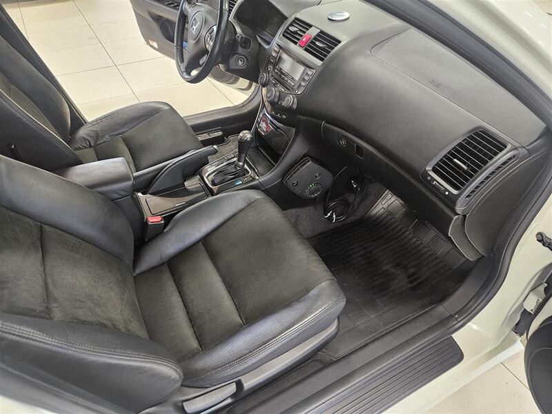 Honda Accord vaihtoauto