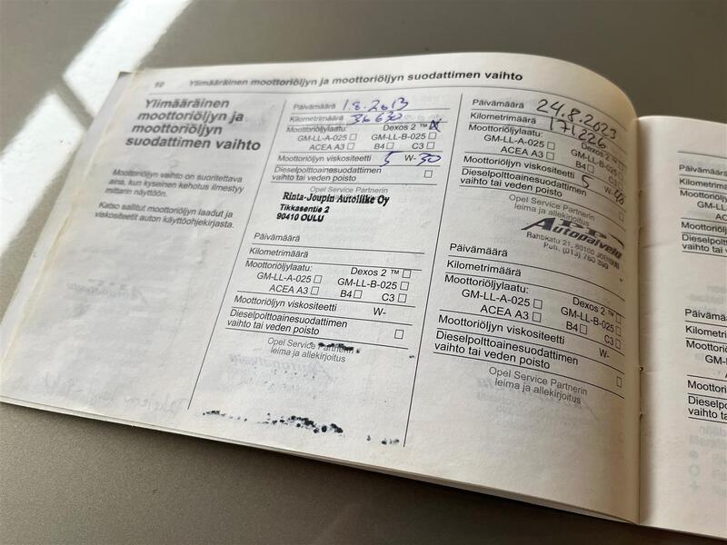 Opel Astra vaihtoauto