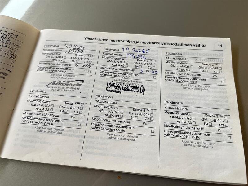 Opel Astra vaihtoauto