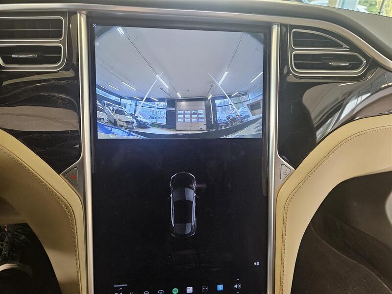 Tesla Model S vaihtoauto