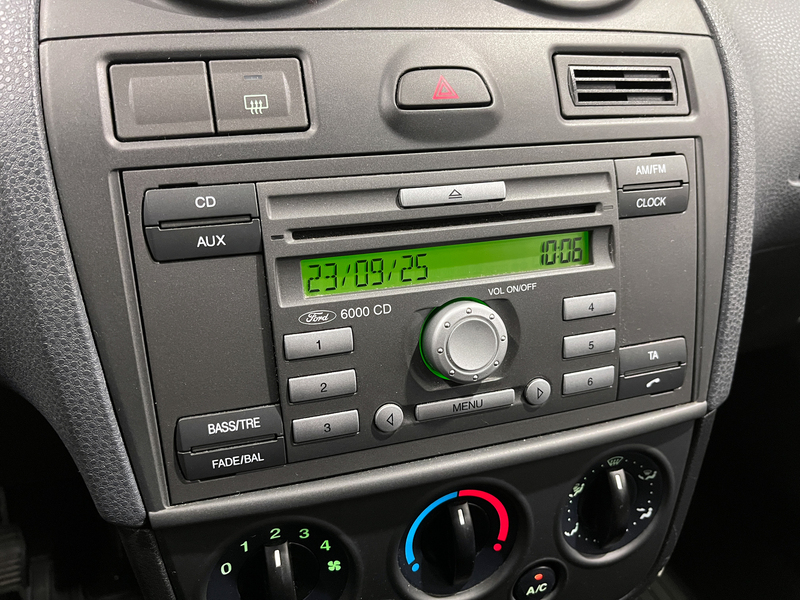 Ford Fiesta vaihtoauto