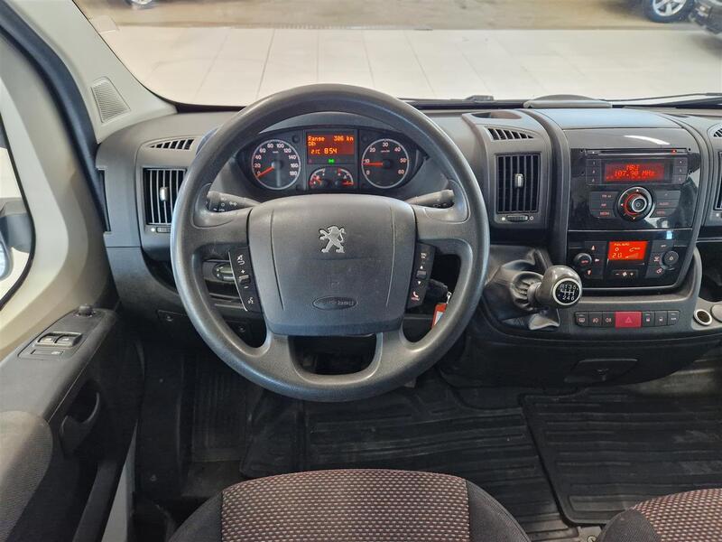 Peugeot Boxer vaihtoauto