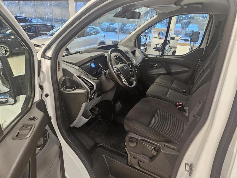 Ford Transit Custom vaihtoauto