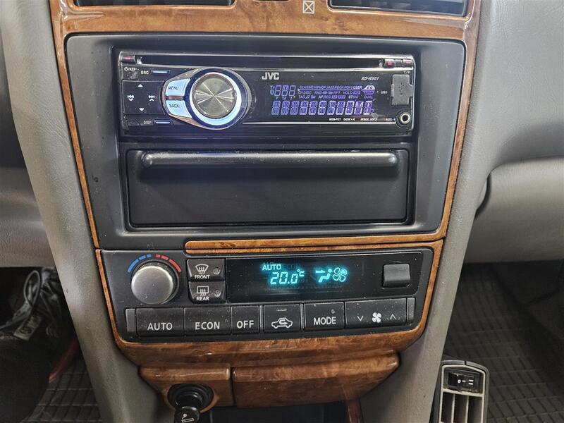 Nissan Maxima vaihtoauto