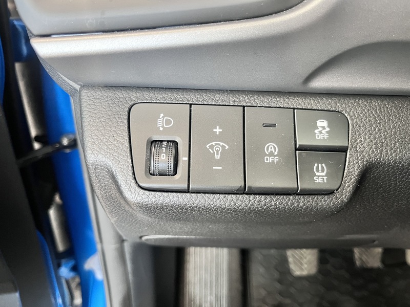 Kia Stonic vaihtoauto